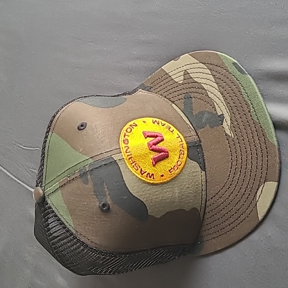 Washington Football Team Camo Snapback trucker hat